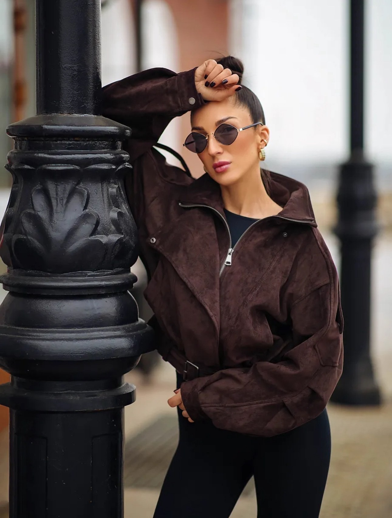 замшевая куртка,модная куртка,бомбер куртка,куртка женская,короткая куртки