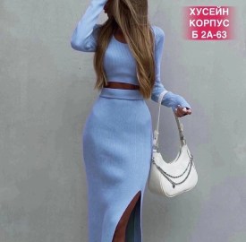 Костюм