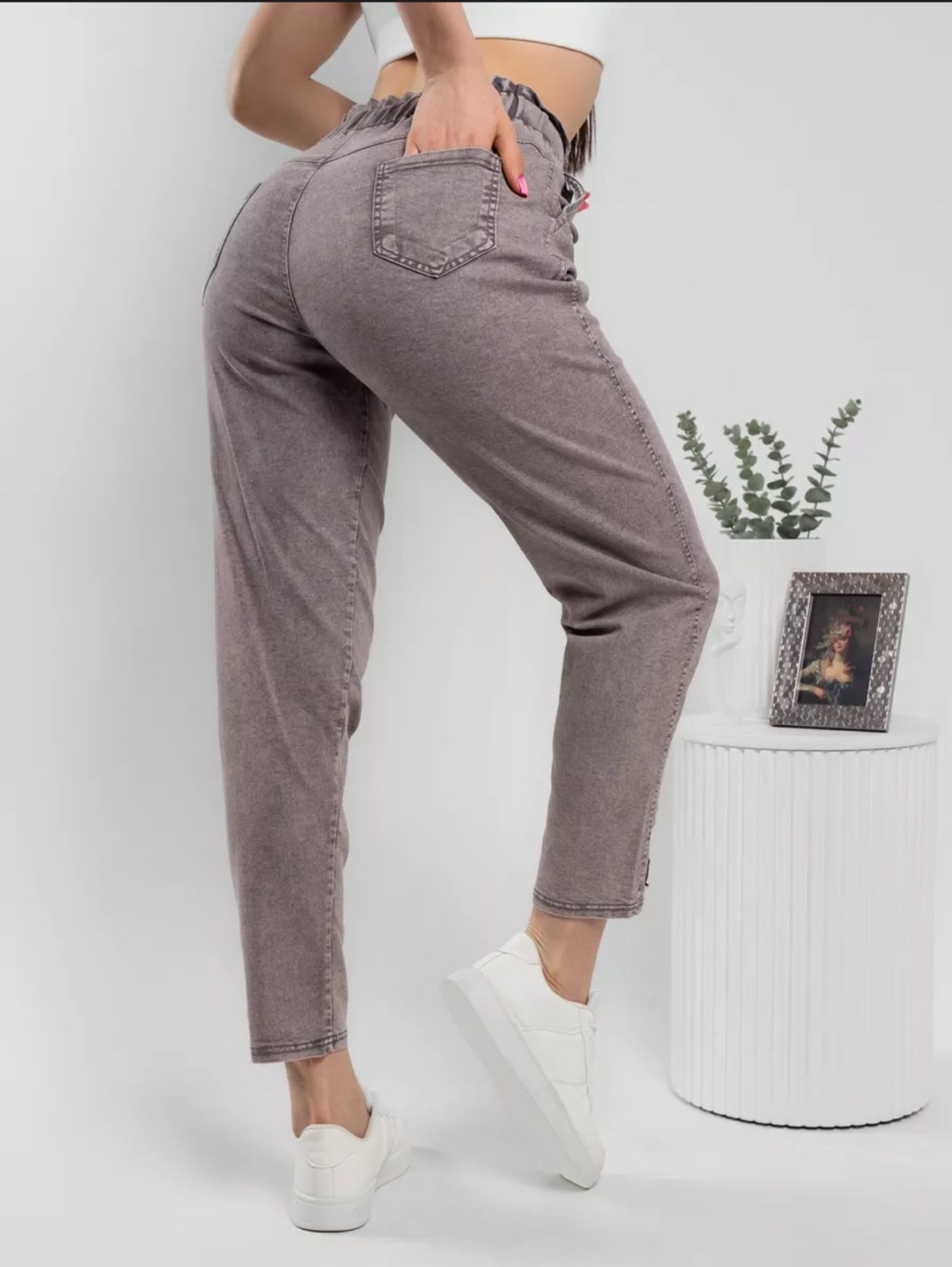 женские джинсы,джинсы женские мом бананы,джинсы женские с высокий посадкой,мом джинсы женские серые на резинке,джинсы женские серые