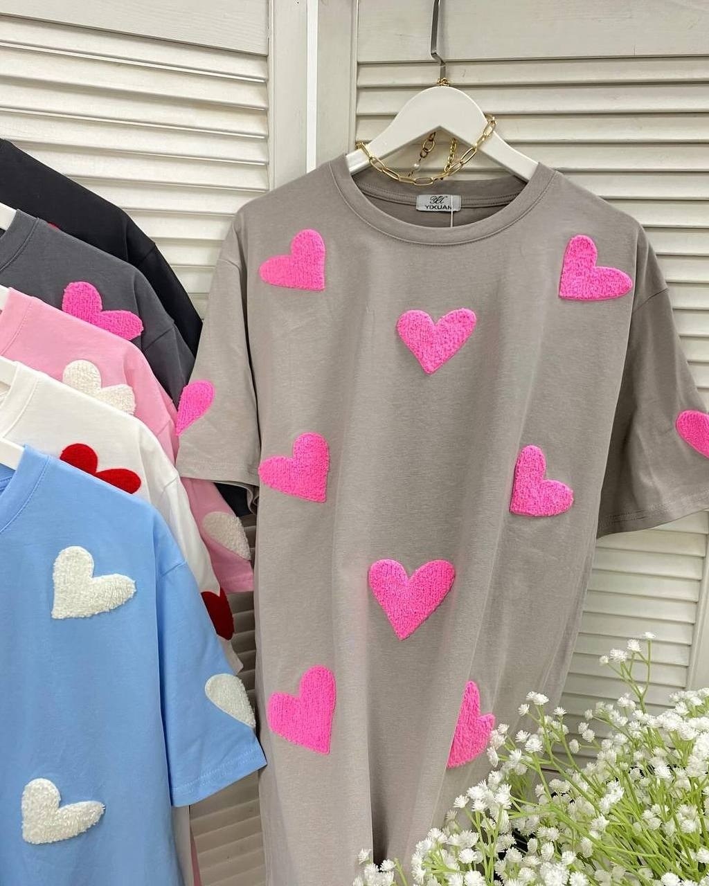 футболки женская оверсайз,футболки женская,футболка оверсайз с сердцами,футболка оверсайз с сердечками,футболка женская сердце