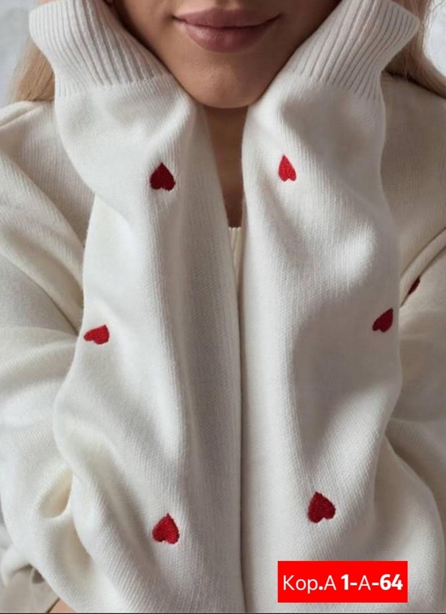 свитер с сердечками,женская кофта,свитер женский кофта,модные свитера,женские свитера