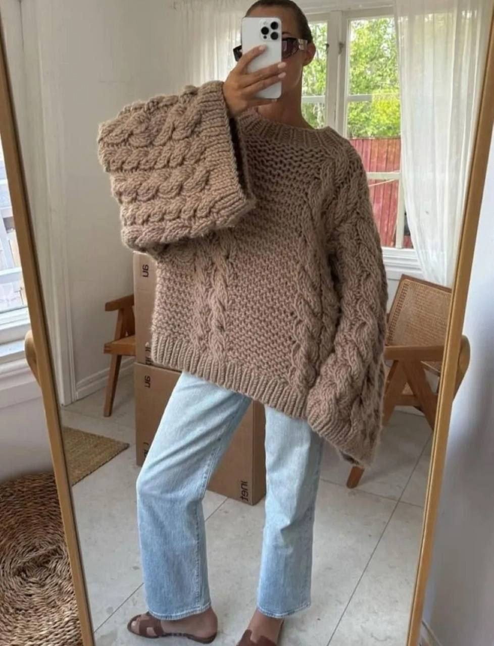 свитер оверсайз удлиненный вязаный,вязаный свитер оверсайз,женский вязаный свитер оверсайз,модные вязаные свитера,женский вязаный свитер