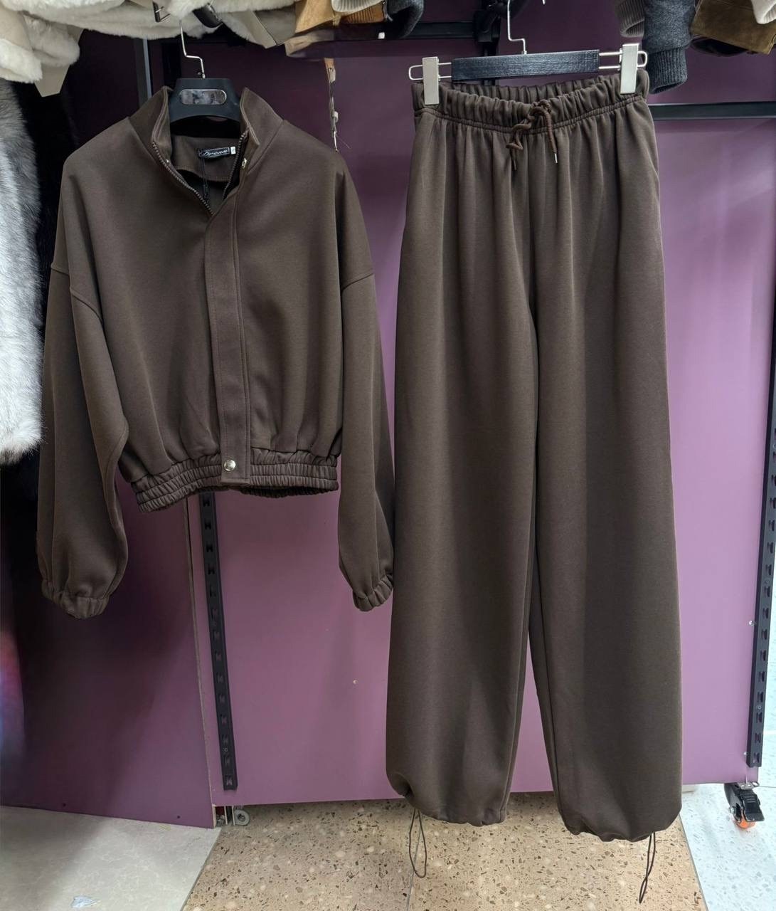 стильные костюмы,костюм со штанами,костюмы спортивные женские,спортивные костюм,женские костюмы