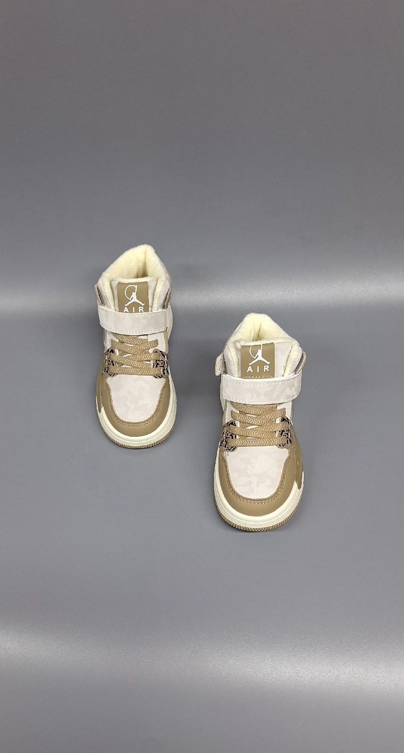 ,детские кроссовки,детская ,спортивная ,кроссовки мальчику