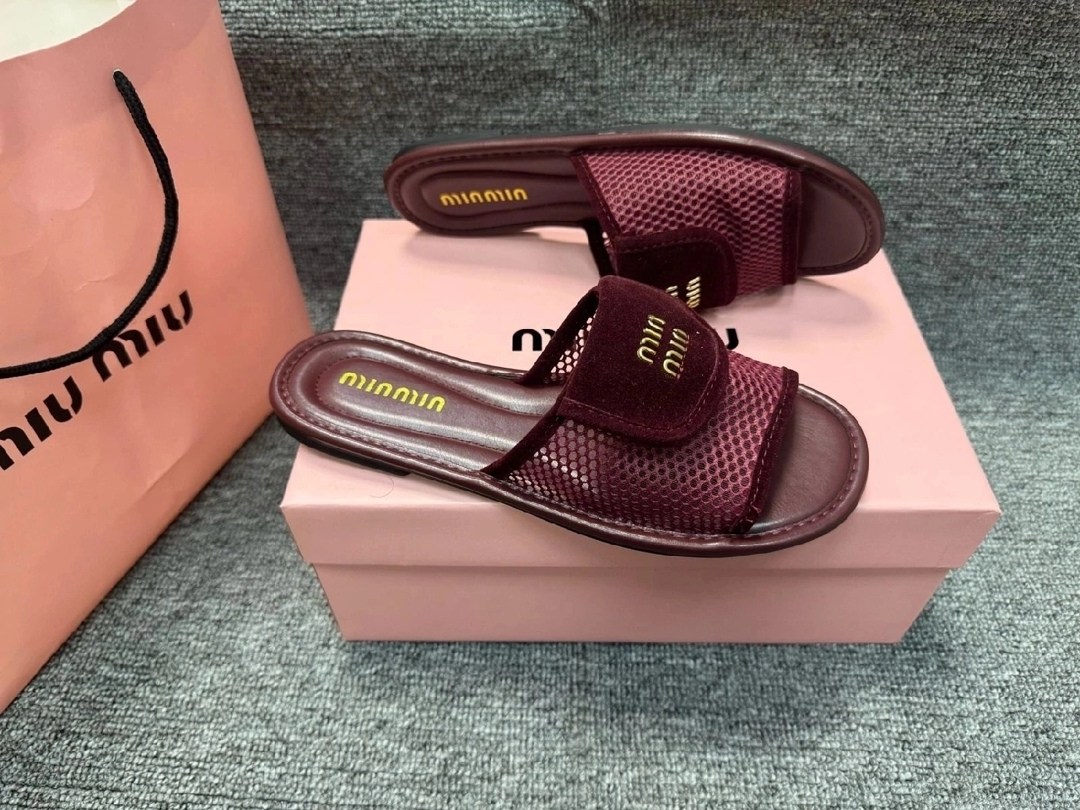 шлепанцы женские,,шлепанцы miu miu,женские шлепки,женские тапки