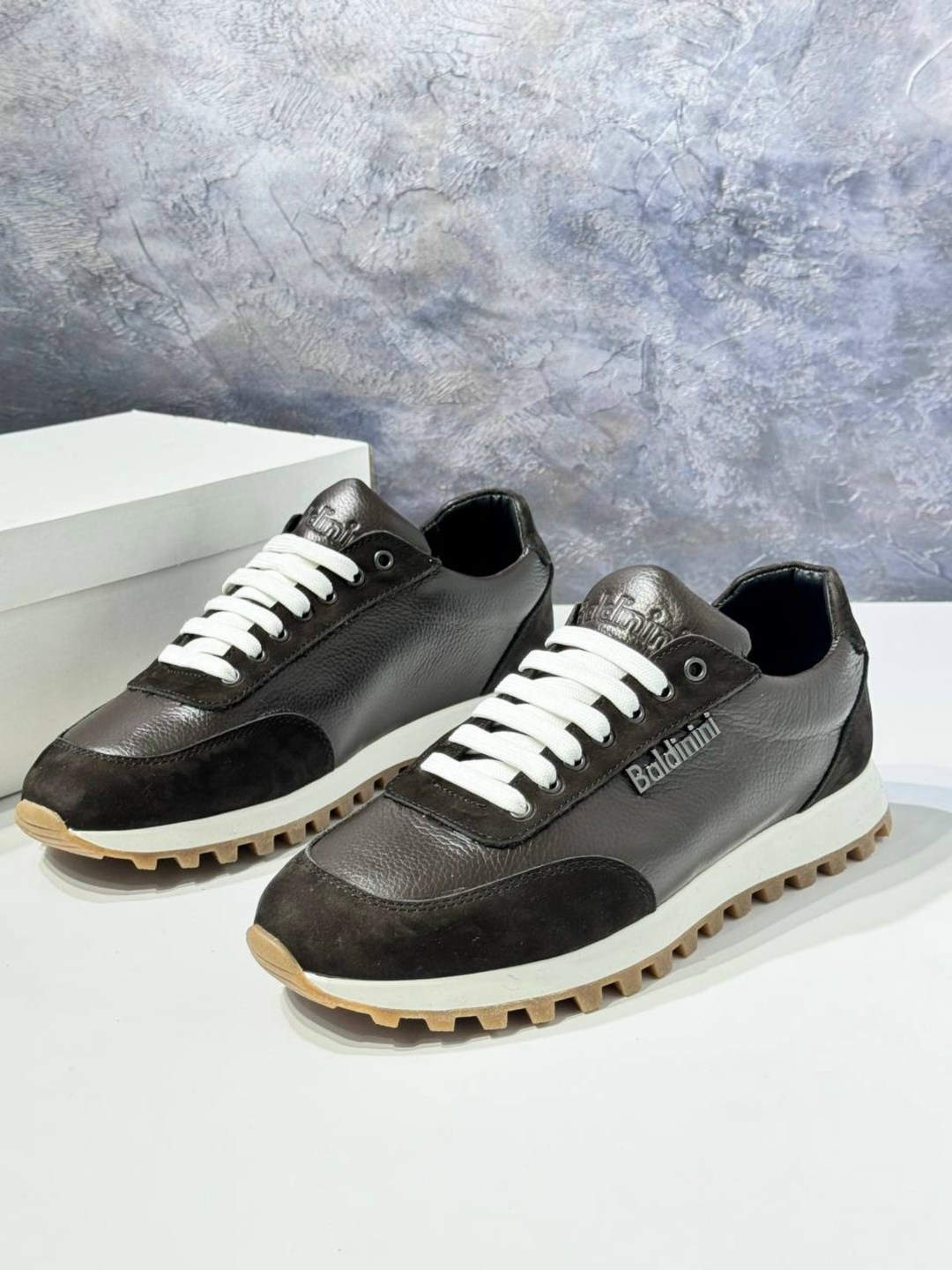 мужские кроссовки кожаные,кроссовка мужской,мужские кроссовки,кроссовки для мужчин,кроссовки кожанные