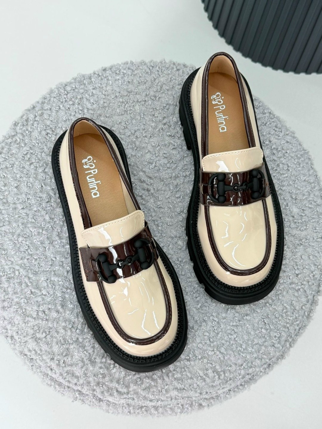 ,лоферы женские,модные лоферы,лоферы лакированные бежевые, лоферы женские