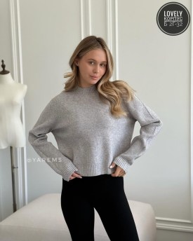 Свитер