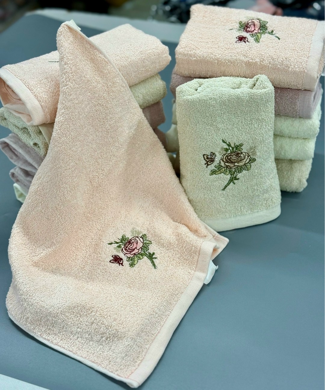 наборы полотенец,комплект махровых полотенец,полотенца diva afrodita набор из 2 полотенец,полотенца махровая,подарочные наборы полотенец