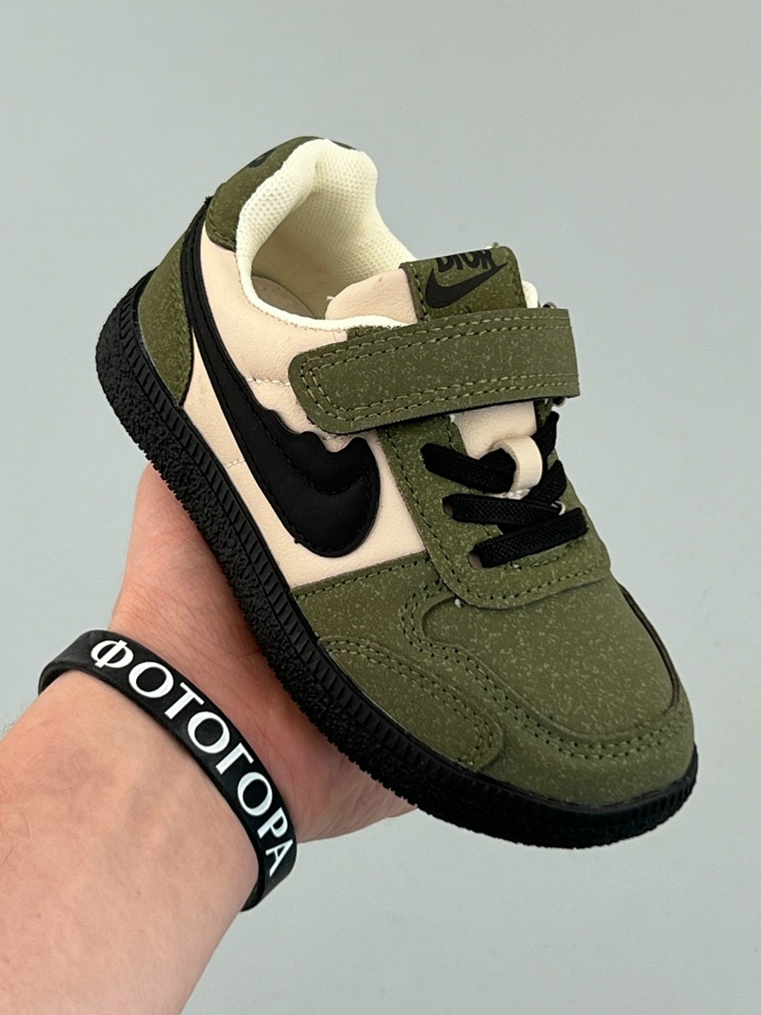 кроссовки,кроссовки nike,детские кроссовки,nike хаки кроссовки,кроссовки хаки