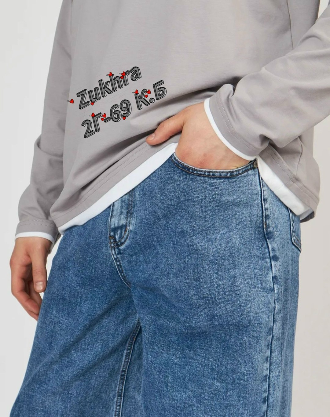 джинсы широкие,голубые джинсы,мужские джинсы,джинсы свободного кроя,джинсы с принтом