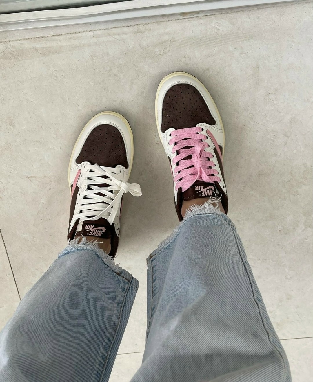 nike air jordan 1 low travis scott,air jordan 1 low travis scott,nike air jordan 1 low mocha,кроссовки air jordan 1 low x travis scott,кроссовки nike x travis scott air jordan 1 low