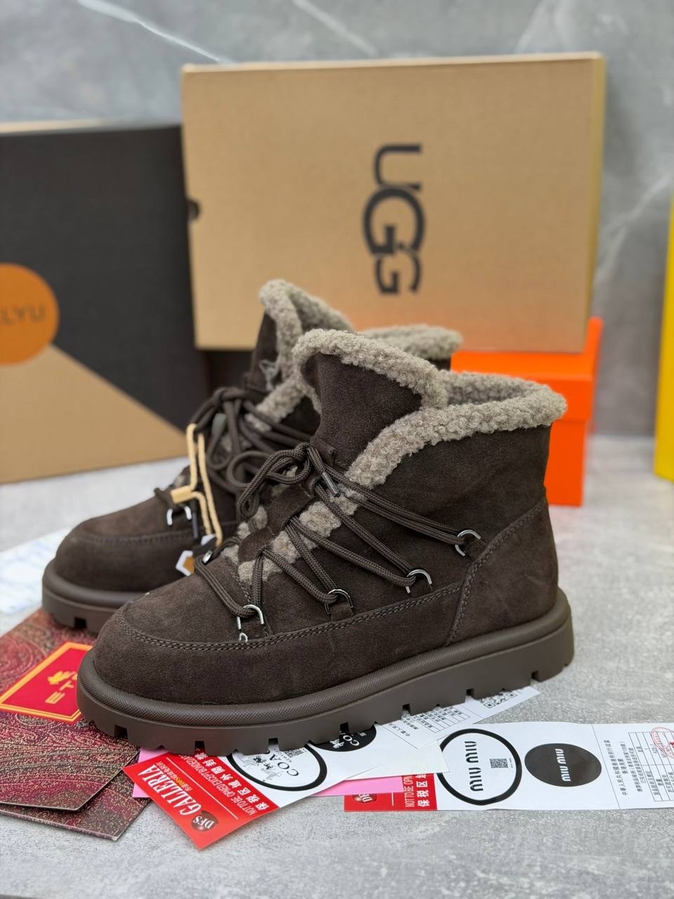 ,ботинка женские зимние,зимняя ,женская зимняя ,зимние ботинки