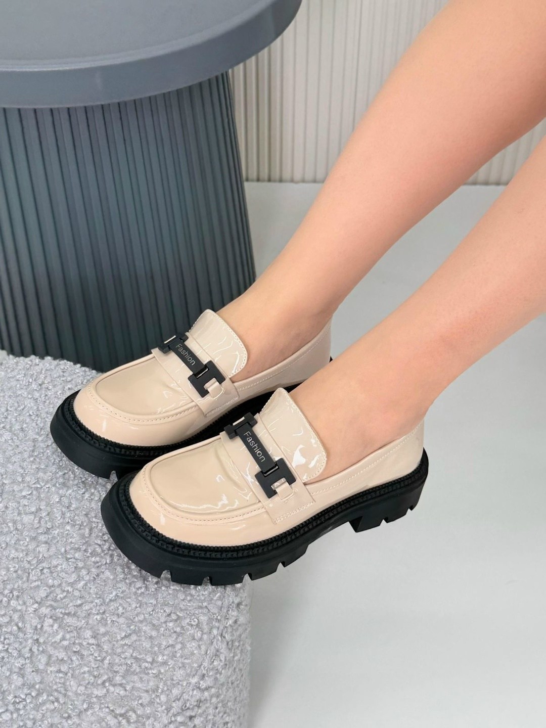 лоферы женские,,лоферы босс,лоферы модные,лоферы бежевые