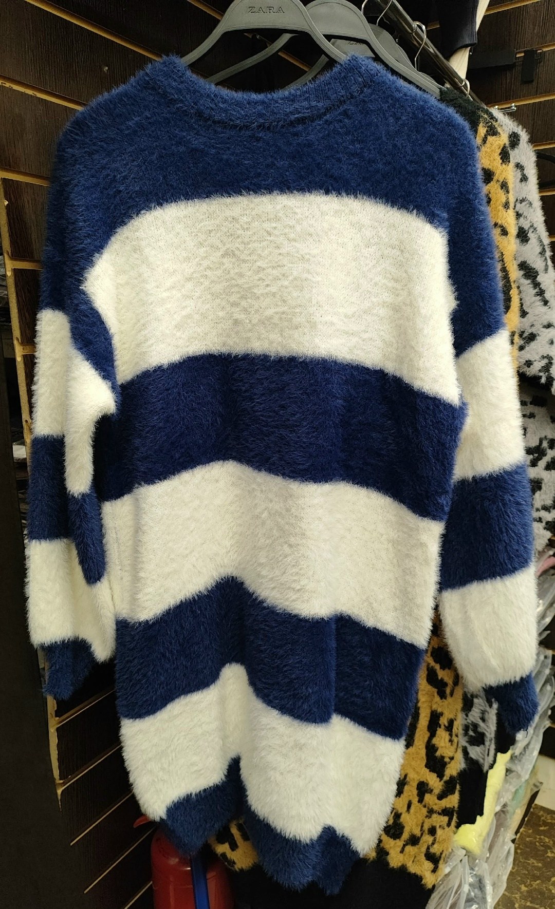 мохеровый полосатый свитер,полосатый свитер,свитер,свитер удлиненная,пушистый свитер