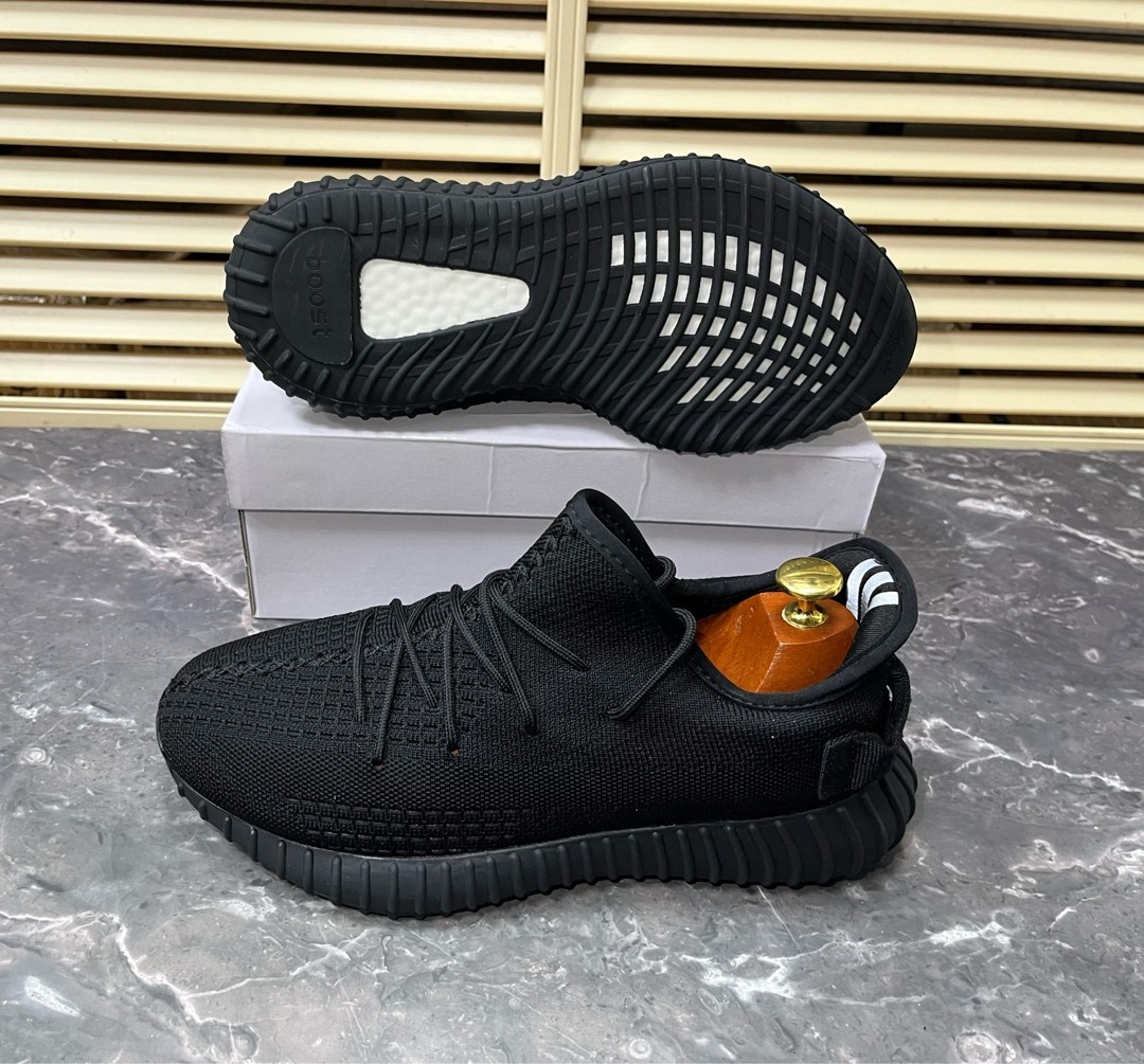 кроссовки adidas yeezy boost 350,кроссовки adidas yeezy boost,адидас изи буст 350 в2,кроссовки,adidas yeezy boost 350 v2 cinder