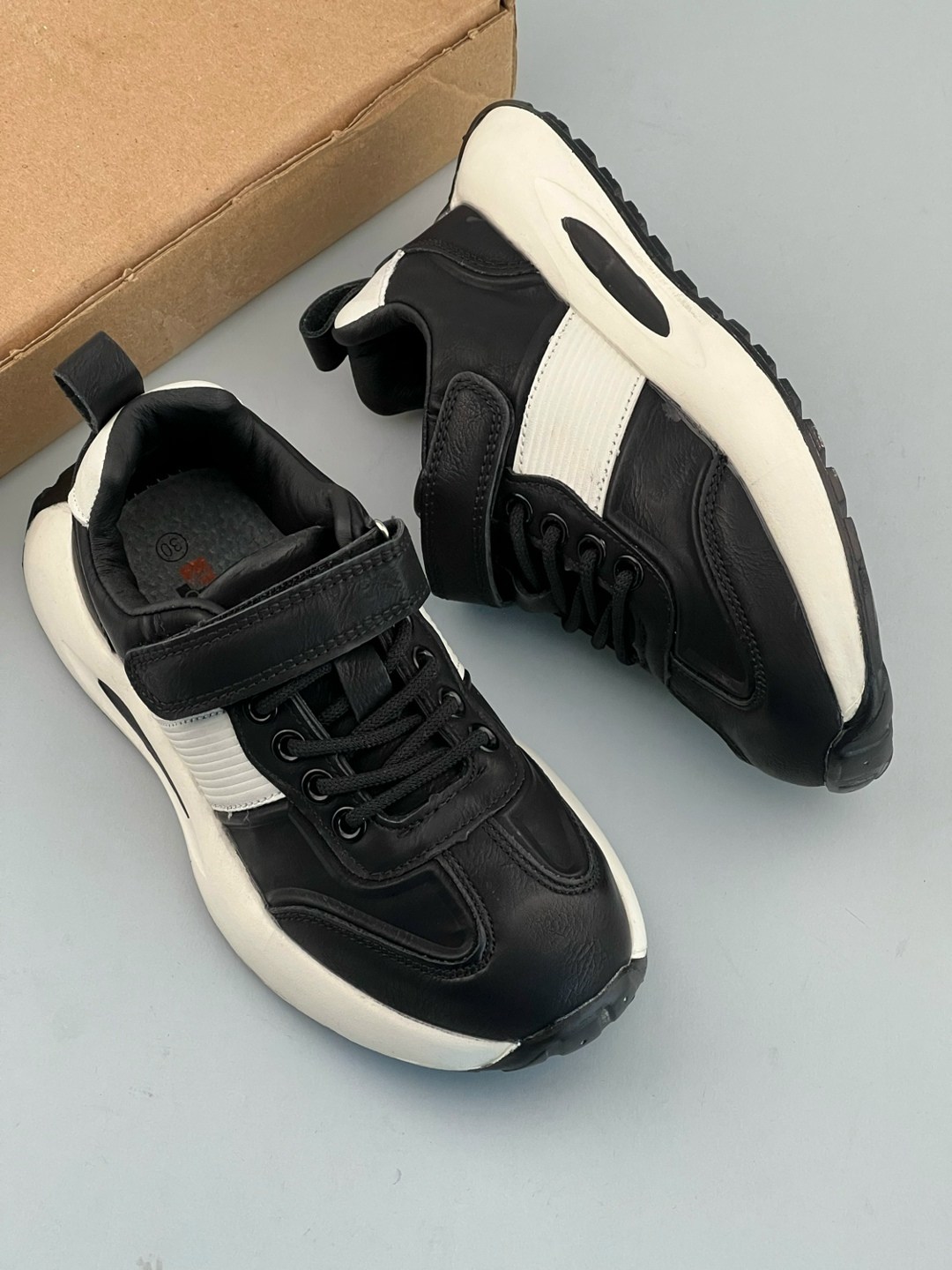 ,мужские кроссовки,кроссовка мужской,кроссовки от барбери мужские черные,кроссовки барбери мужские