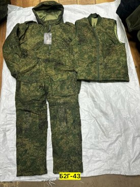 Костюм