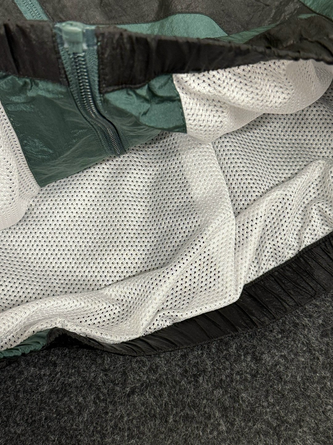 adidas спортивный костюм,спортивные костюмы адидас,спортивные костюмы адидас мужские,спортивные костюм,спортивный костюм плащевка мужской