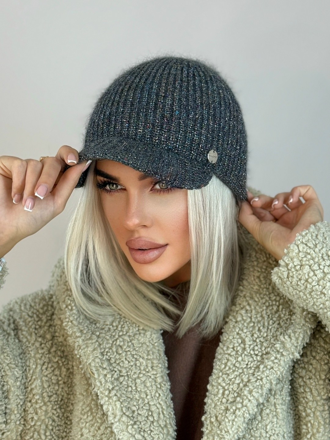 женские кепки,вязаная кепка,теплая кепка,кепка,вязаные кепи