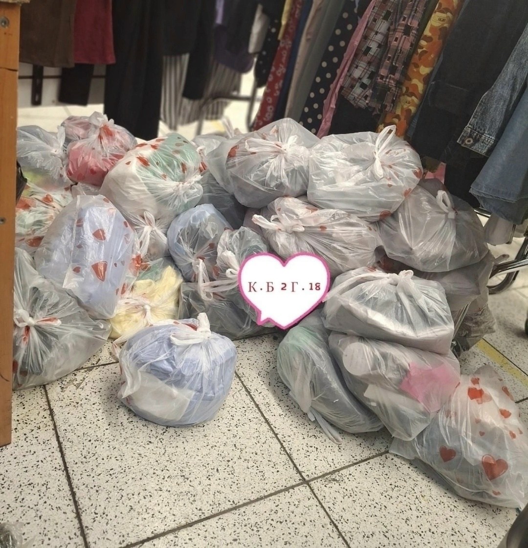 бахилы одноразовые,мусорные пакеты,в пакете,мусорные мешки,пластиковый пакет