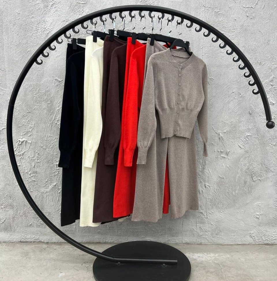 костюмы брючные,костюмы трикотажные,костюмы женские,костюм двойка с брюками