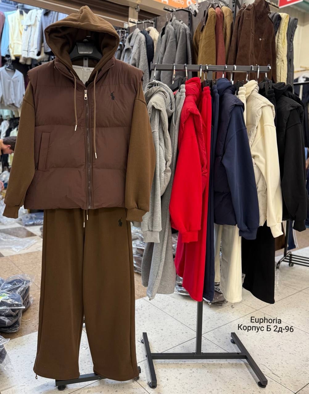 костюм на флисе,костюм тройка женский,теплый костюм,жилетка на синтепоне,костюм женский на флисе