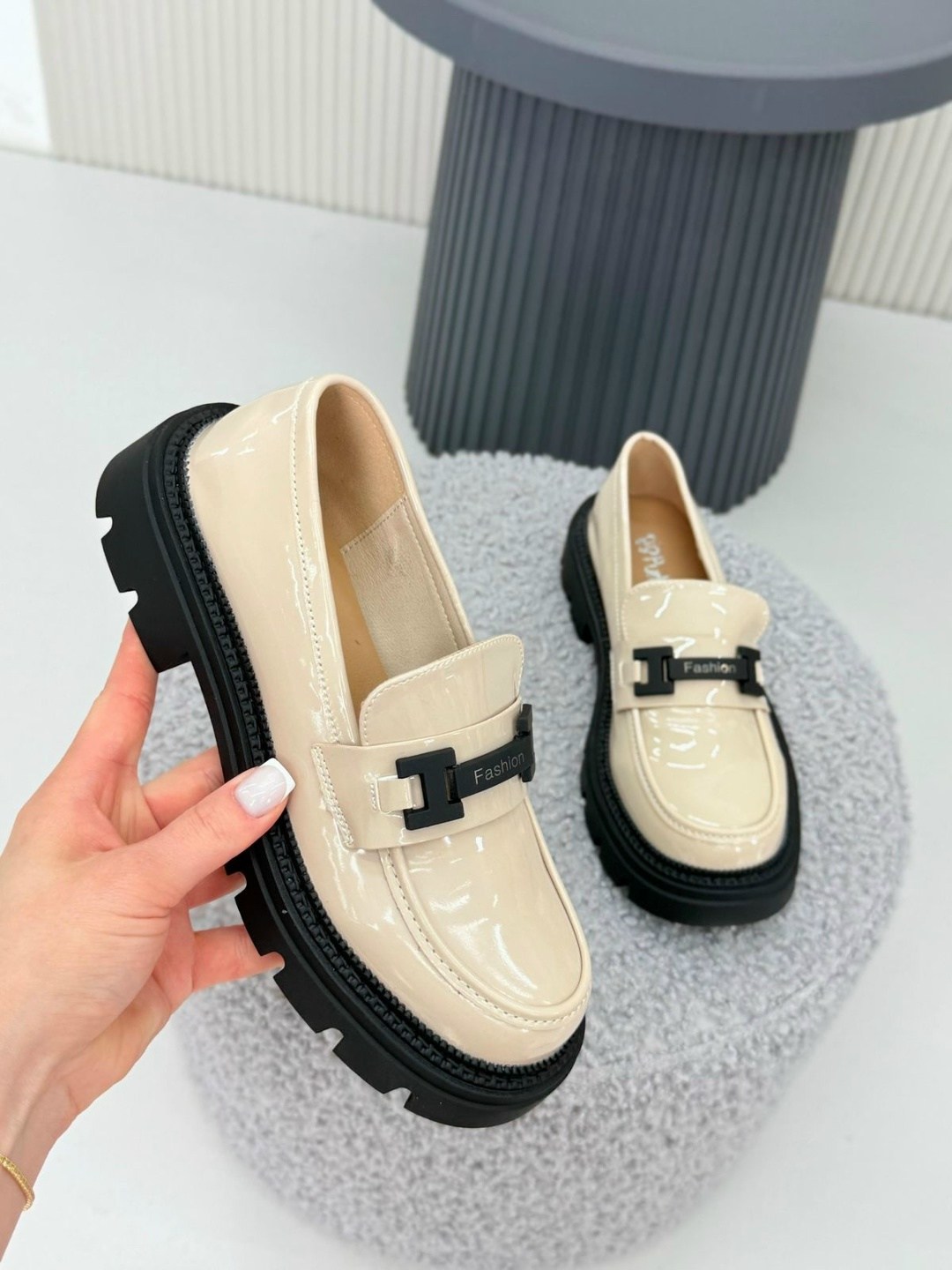 лоферы женские,,лоферы босс,лоферы модные,лоферы бежевые