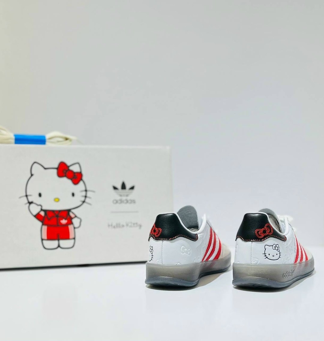 адидас кроссовки хелло китти,адидас хеллоу китти,кроссовки хеллоу китти,adidas hello kitty кроссовки,adidas hello kitty