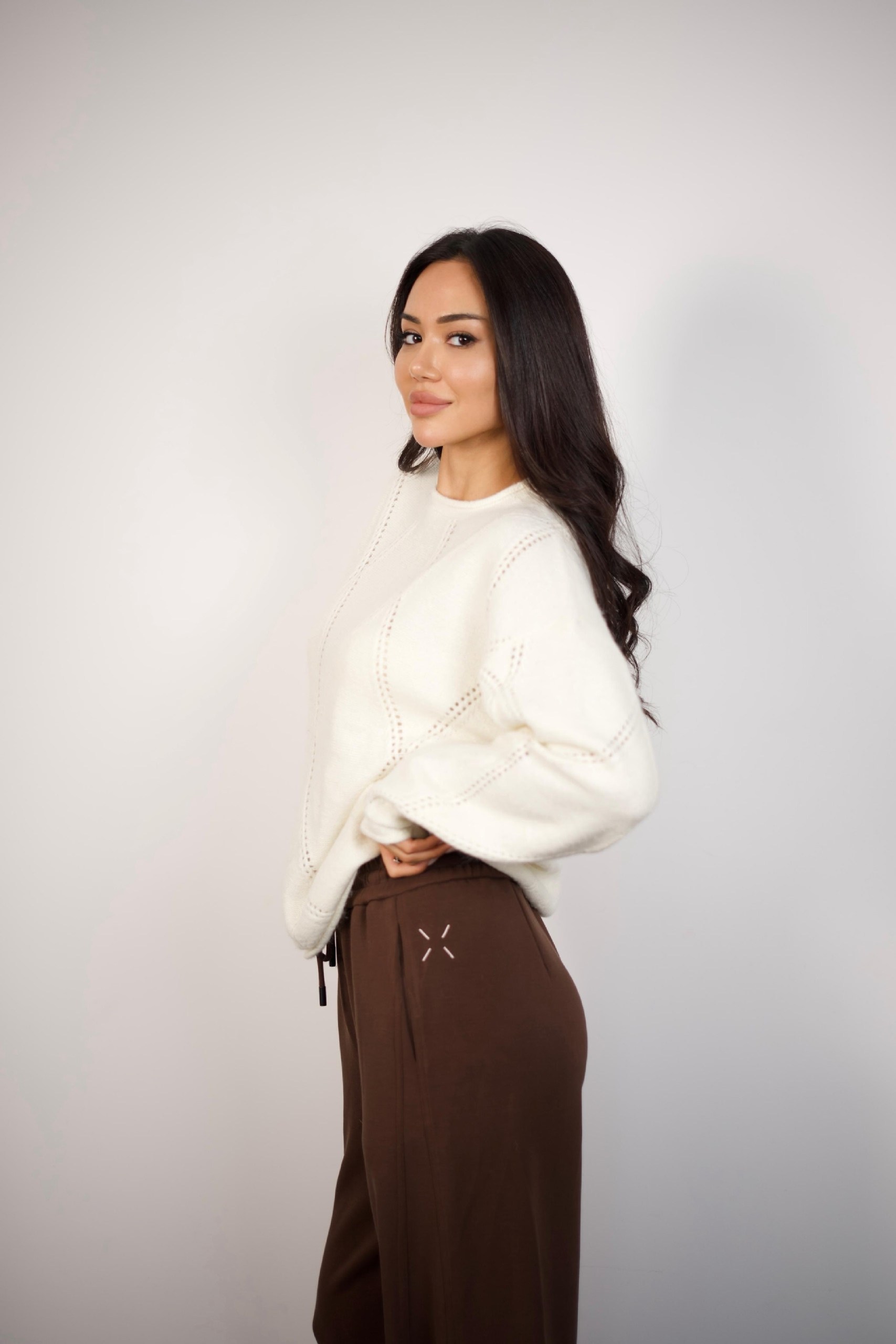 джемпер бежевый,джемпер молочный,джемпера женские,повседневный джемпер,вязаный женский джемпер