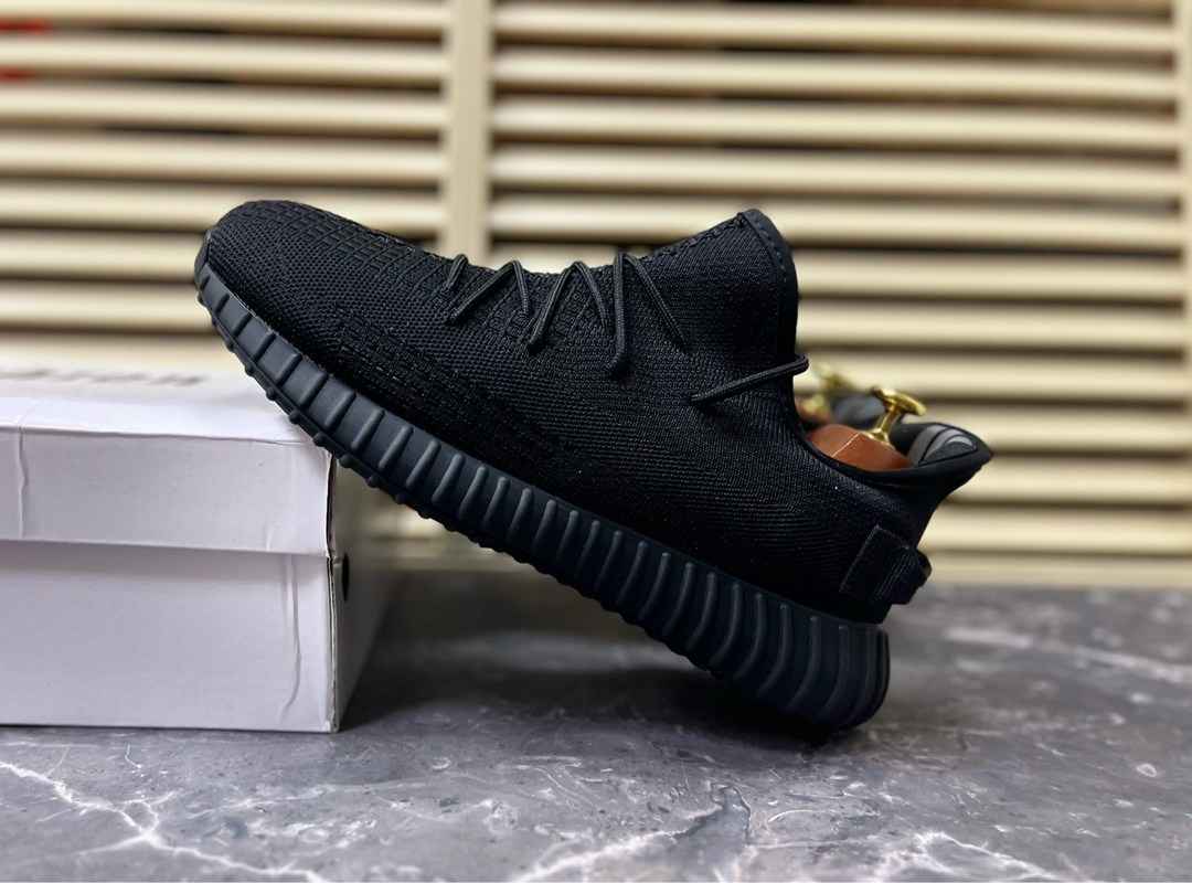 кроссовки adidas yeezy boost 350,кроссовки adidas yeezy boost,адидас изи буст 350 в2,кроссовки,adidas yeezy boost 350 v2 cinder