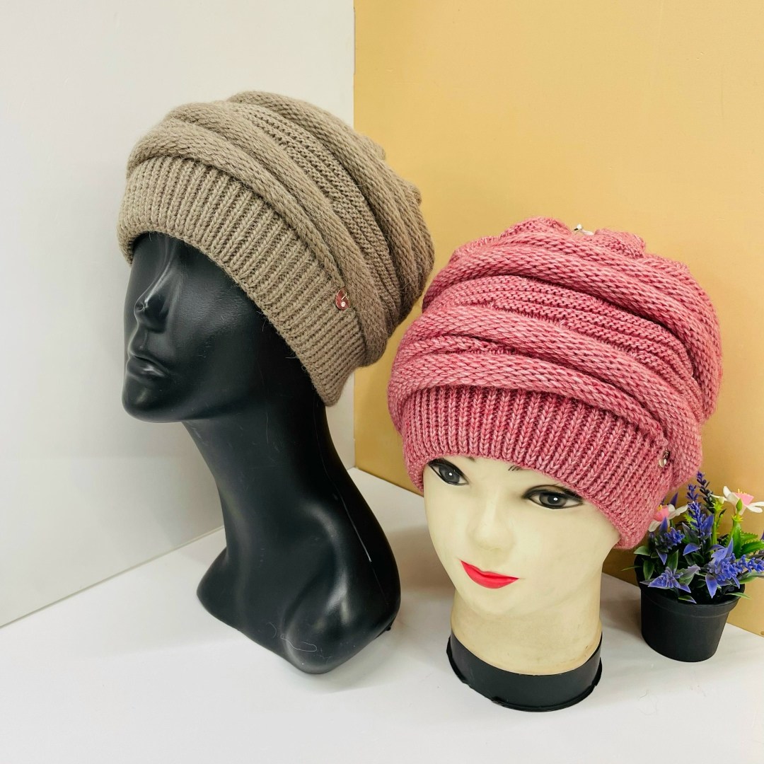 женские шапки,женская вязаная шапка,шапка для женщин,шапки вязаные,вязаные шапки для женщин