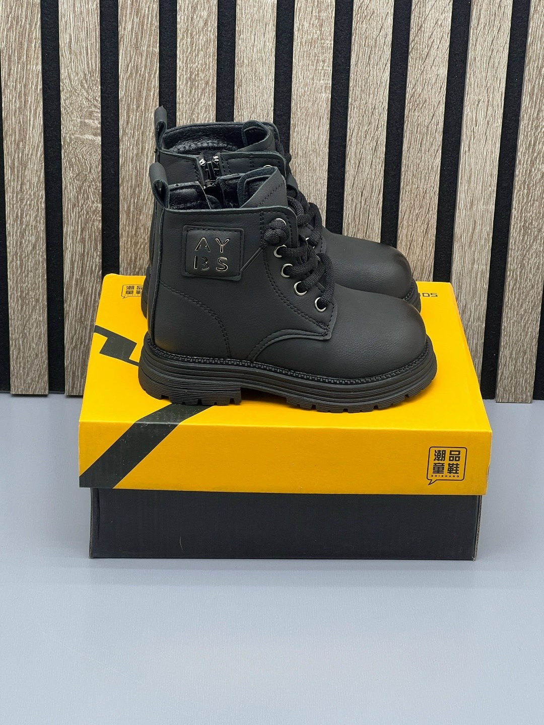 ботинки детские,,ботинки мальчикам,кожаные ботинки,ботинки шемс