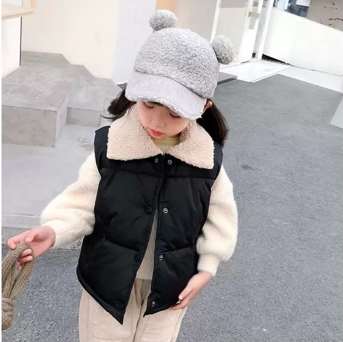 демисезонный жилет,детский жилет,жилет для малыша,теплый жилет,жилетка для детей