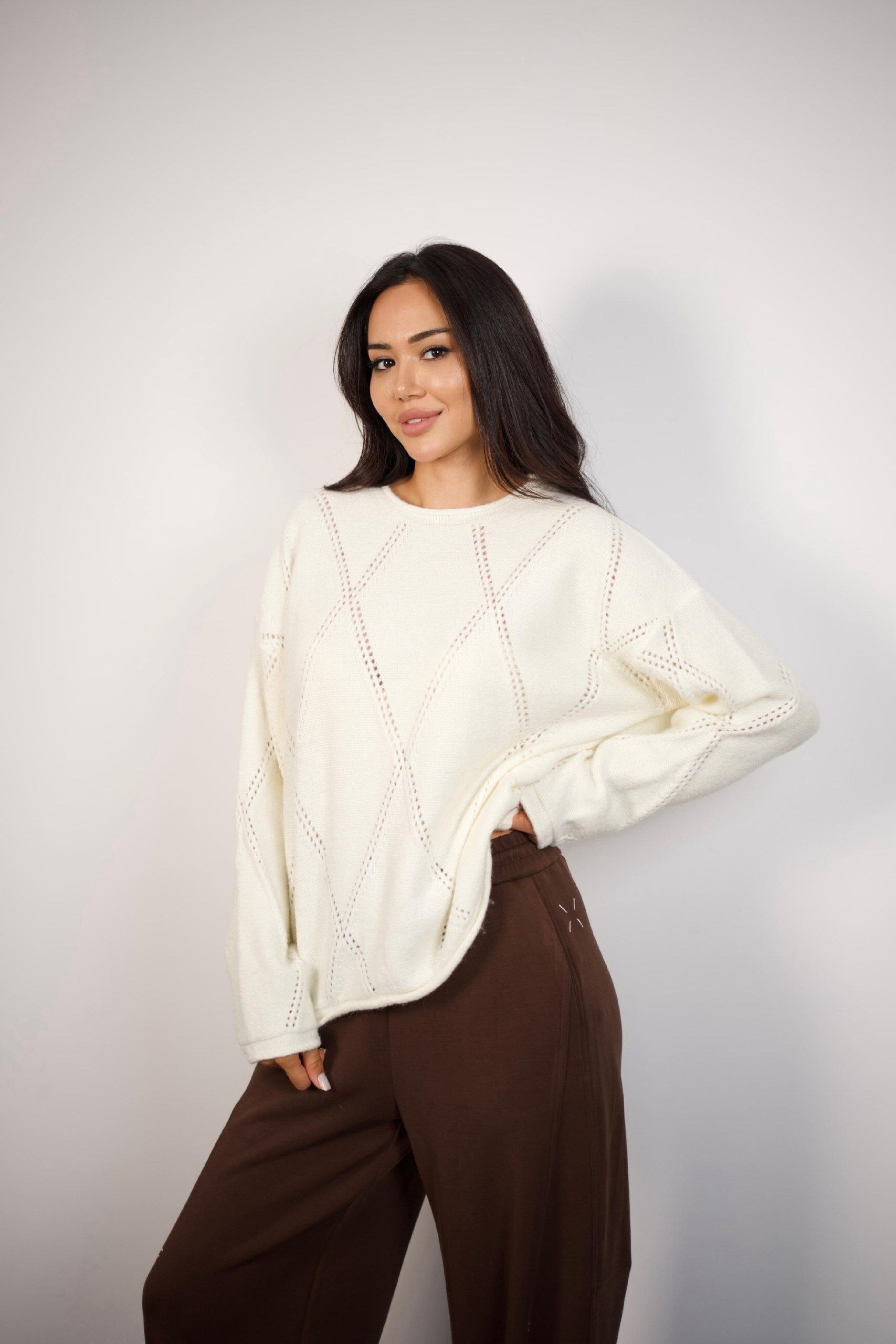 джемпер бежевый,джемпер молочный,джемпера женские,повседневный джемпер,вязаный женский джемпер