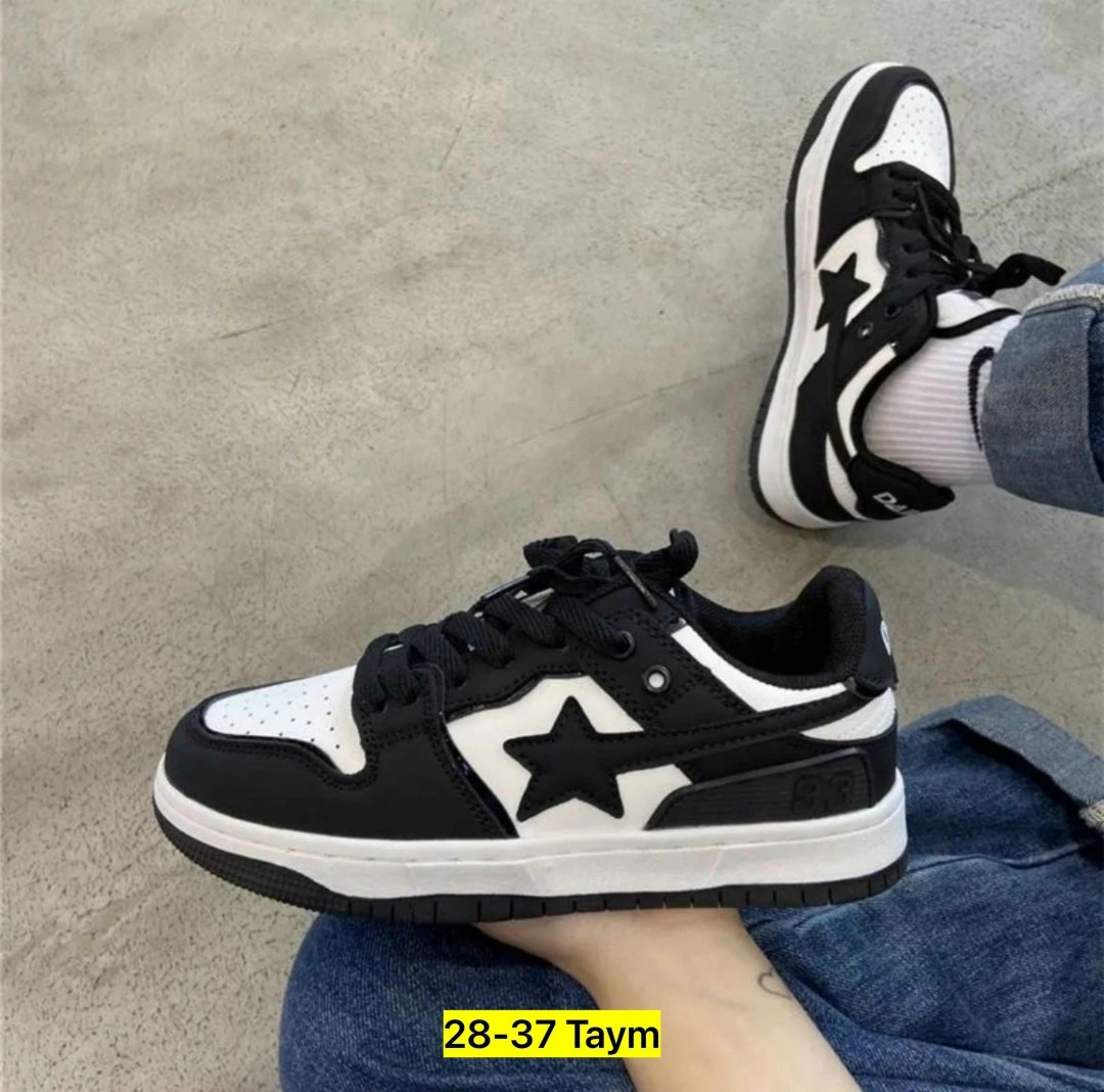 кроссовки,кроссовки модные,кроссовки со звездами,спортивная ,повседневные кроссовки