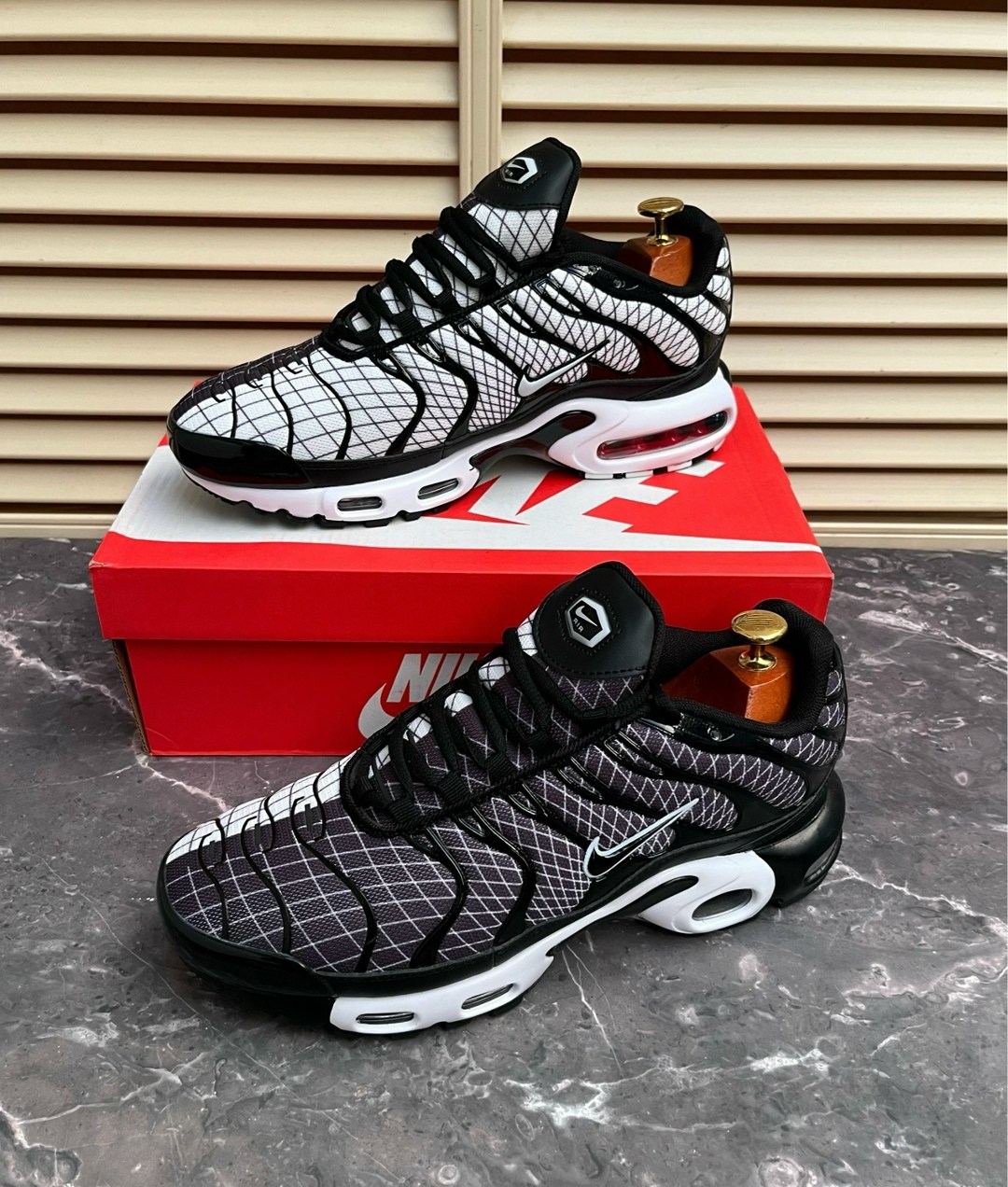 кроссовки nike air max plus tn,кроссовки nike air max tn plus мужские,кроссовки мужские nike air max tn,nike air max plus tn,кроссовки nike air max plus