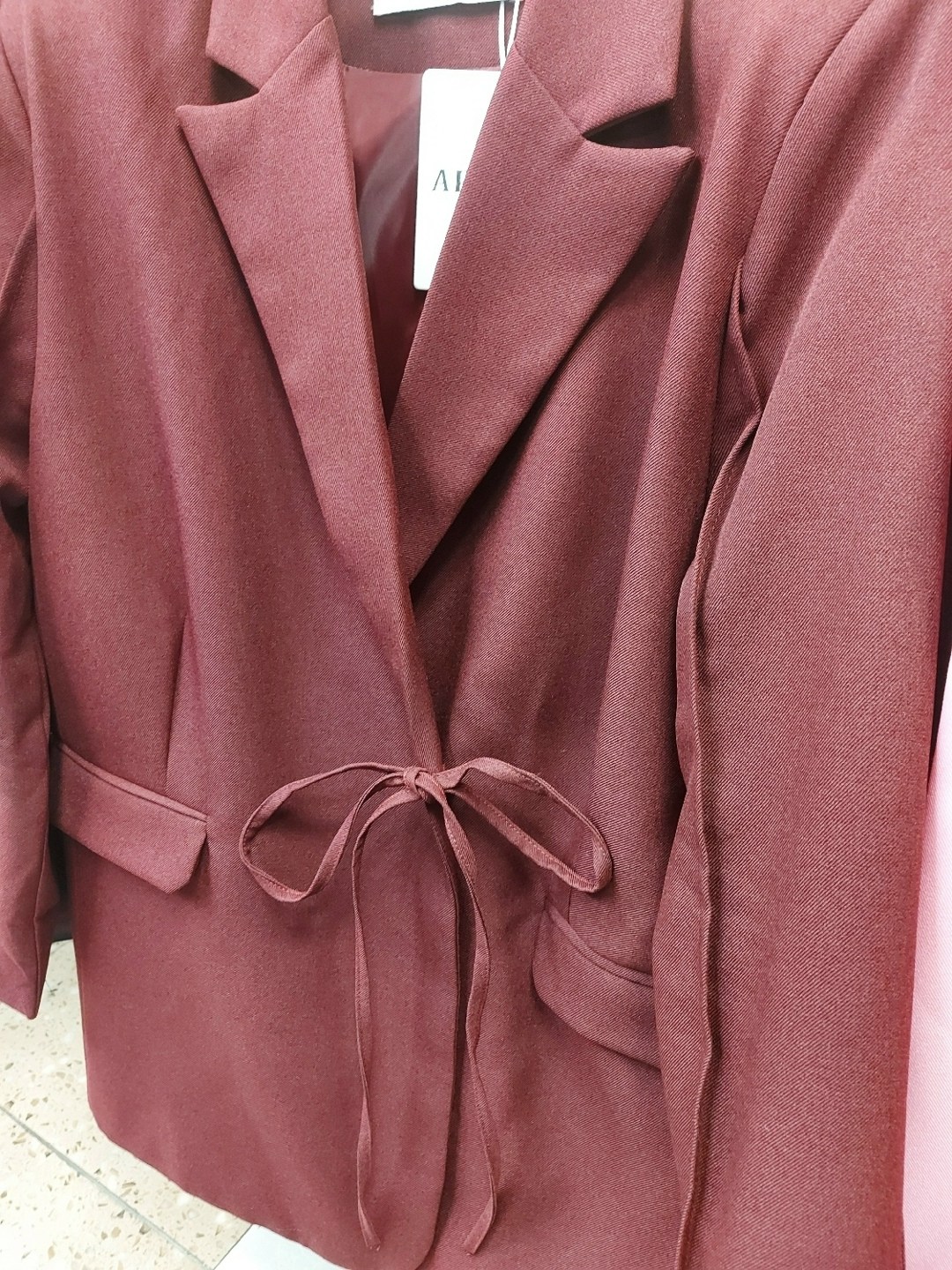 костюмы брючные,жакет,пиджак,жакет с поясом,блейзер пиджак