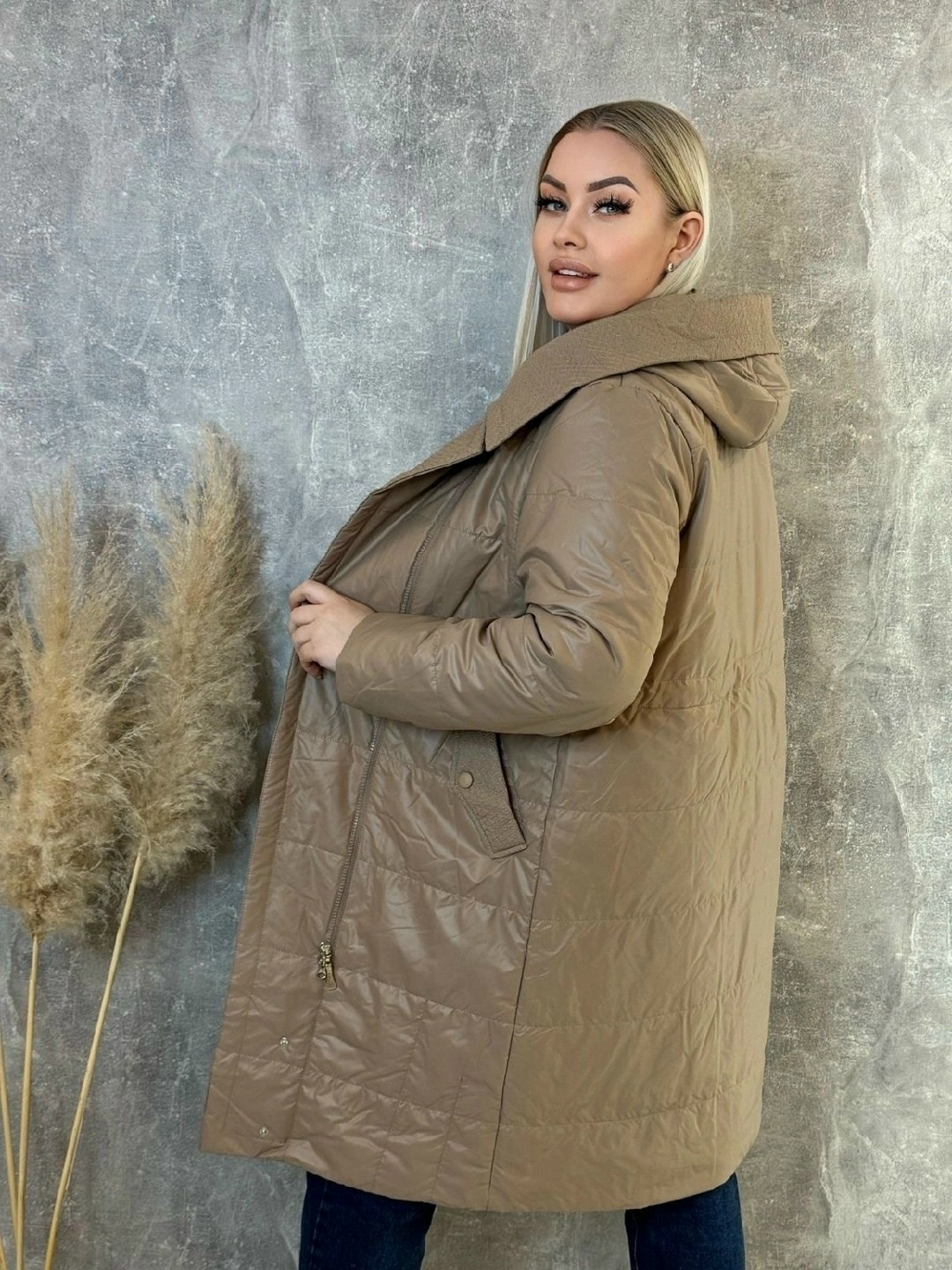 демисезонная куртка больших размеров,женская куртка,женская демисезонная куртка,женская куртка большого размера,удлиненная куртка