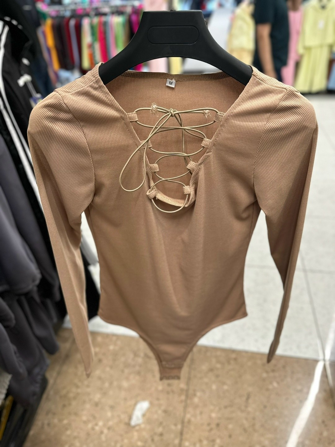 боди со шнуровкой,боди женская,кофта с вырезом,женские кофты,кофта женская с вырезом