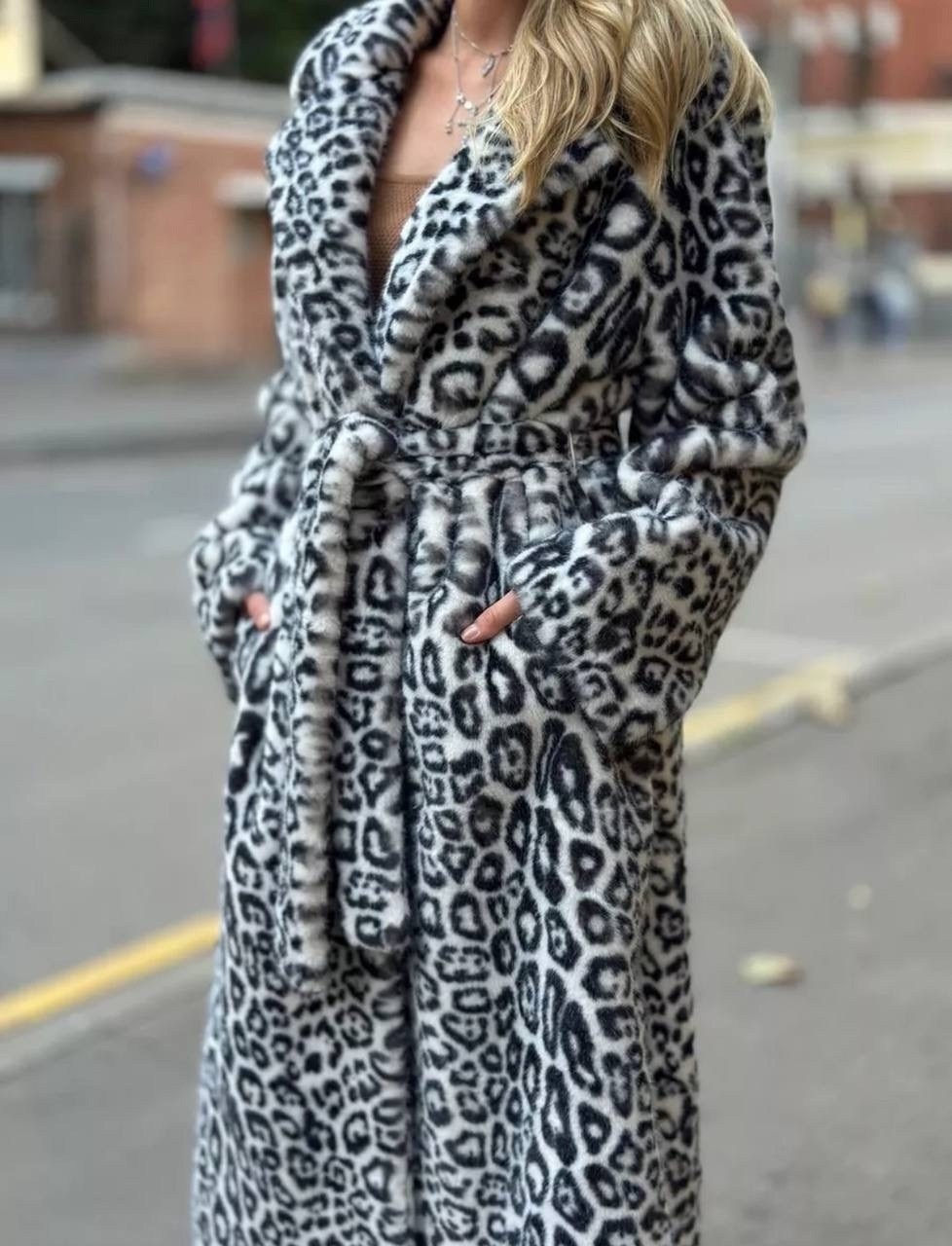 шуба леопардовая,леопардовая шуба искусственная,шуба искусственная,леопардовая шуба из искусственного меха,длинная шуба