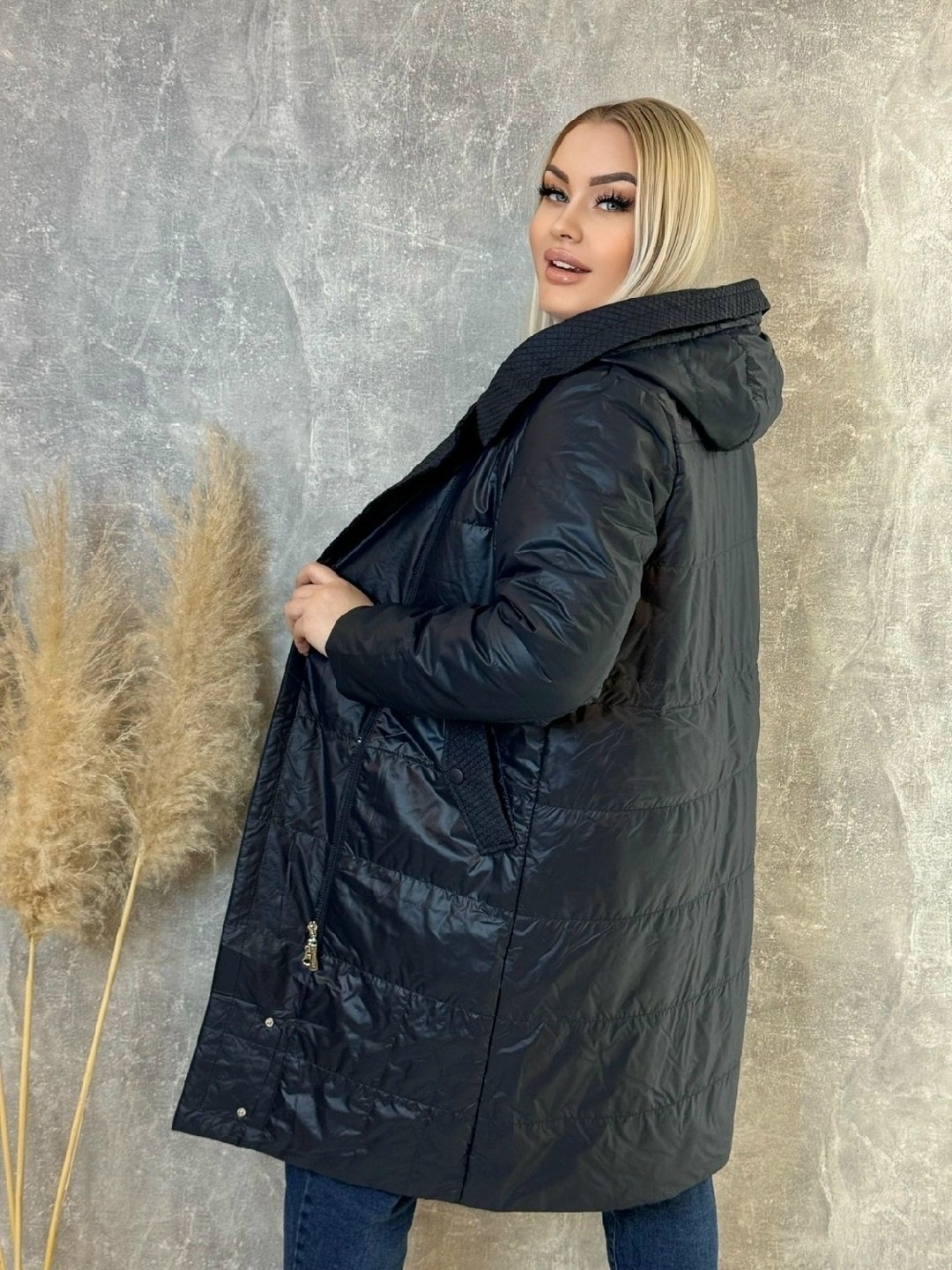 демисезонная куртка больших размеров,женская куртка,женская демисезонная куртка,женская куртка большого размера,удлиненная куртка