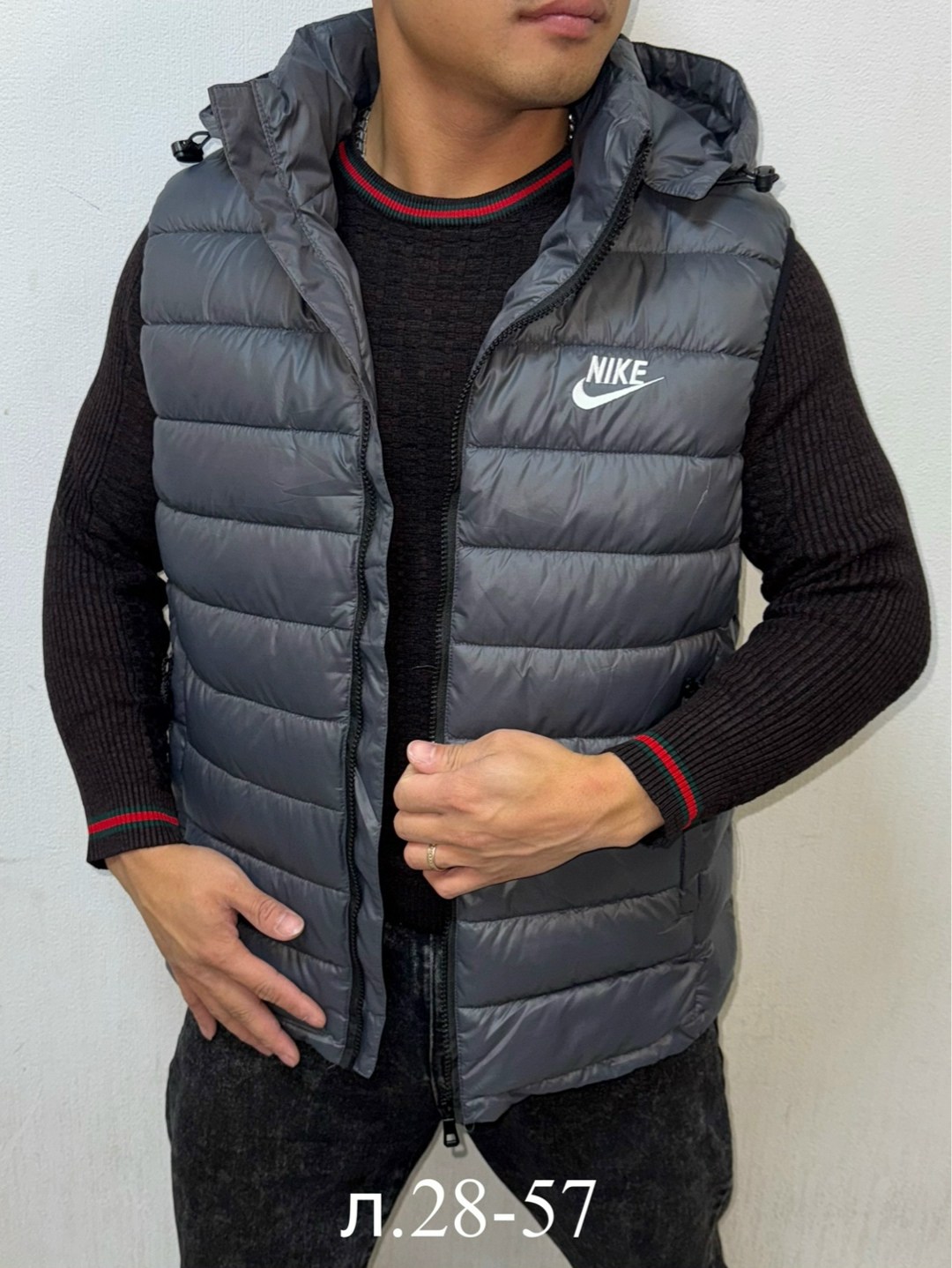 жилетка мужская утепленная nike,жилетка nike,жилетка мужская,безрукавки nike мужские 2025,жилет мужской