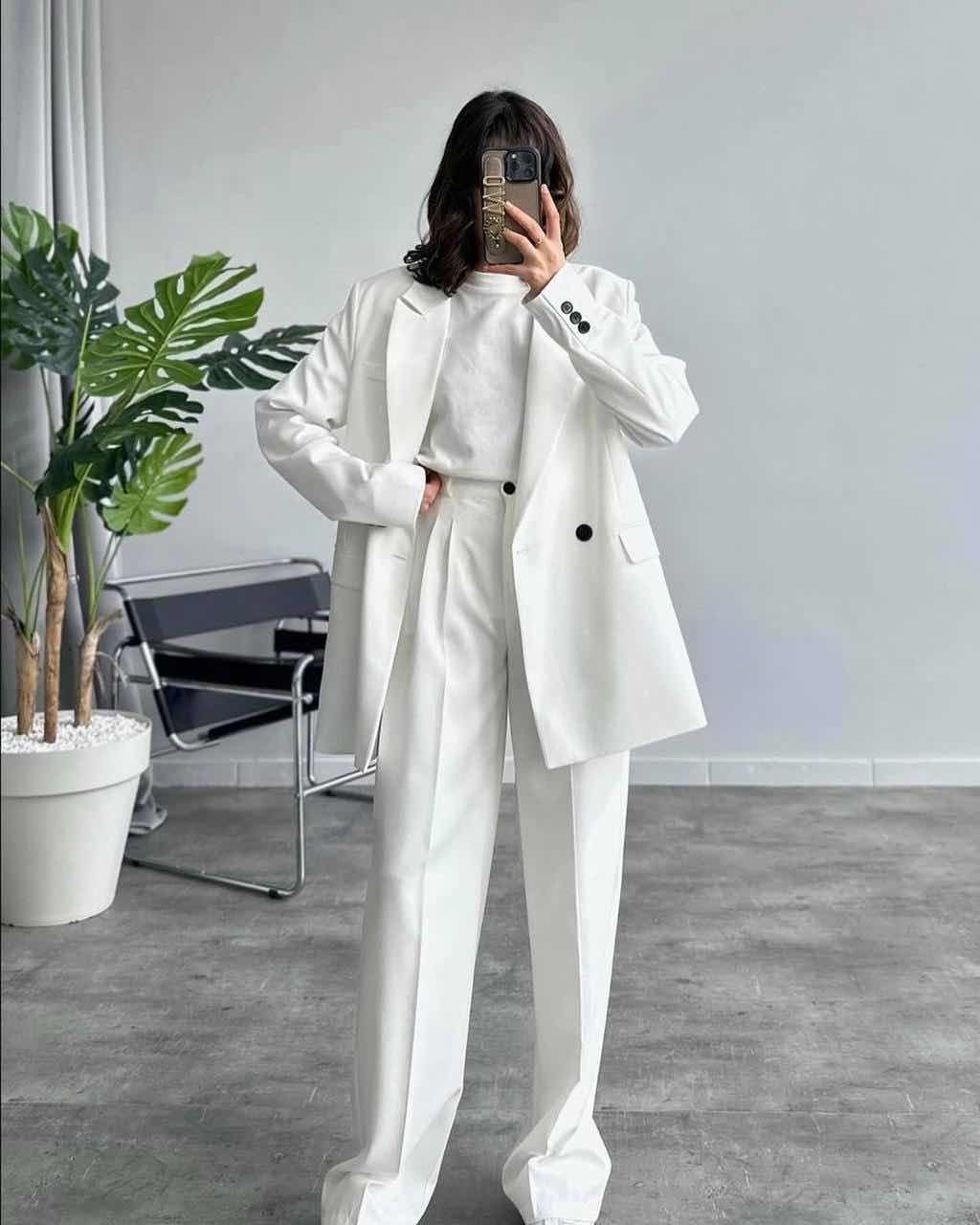 брючный костюм свободного кроя,синий брючный костюм,женский брючный костюм,классический брючный костюм,синий костюм женский брючный