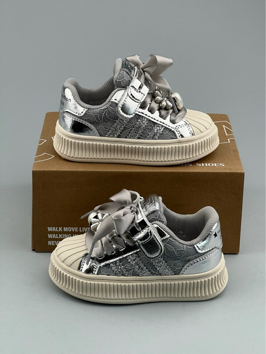 ,кроссовки сказка, детская,блестящие кроссовки детские,детские кроссовки