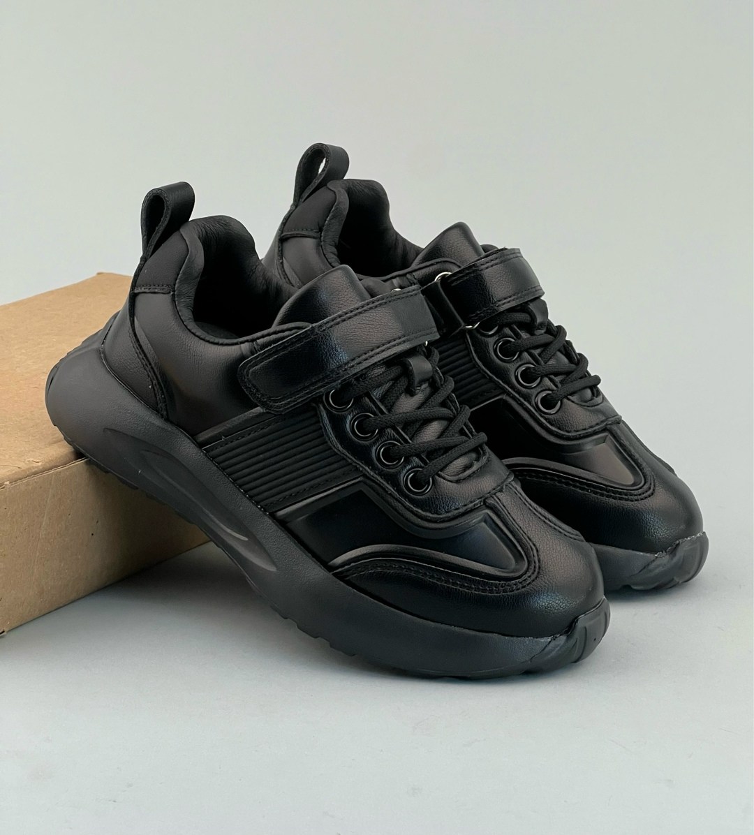 ,мужские кроссовки,кроссовка мужской,кроссовки от барбери мужские черные,кроссовки барбери мужские