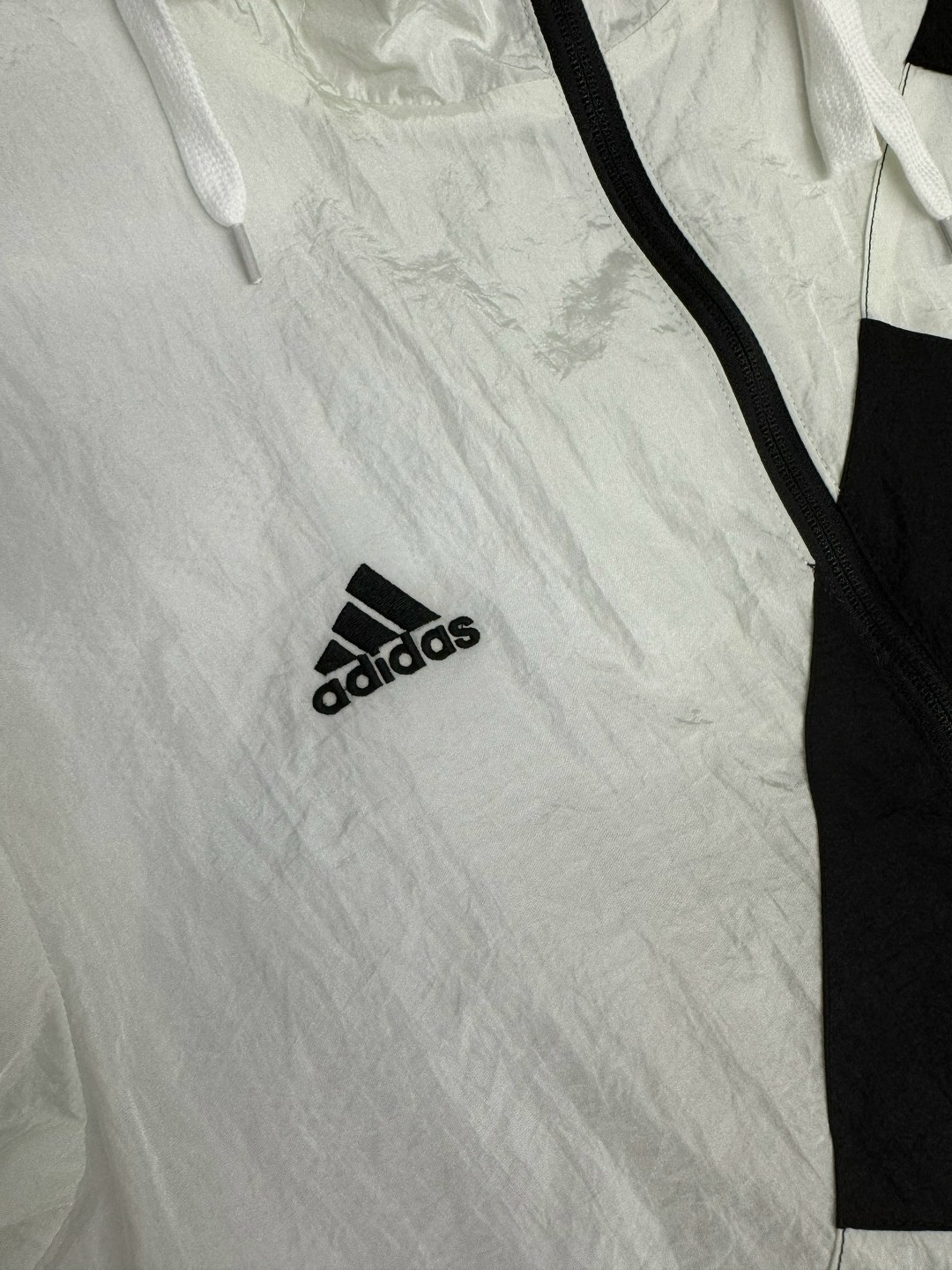 adidas спортивный костюм,спортивные костюмы адидас,спортивные костюмы адидас мужские,спортивные костюм,спортивный костюм плащевка мужской