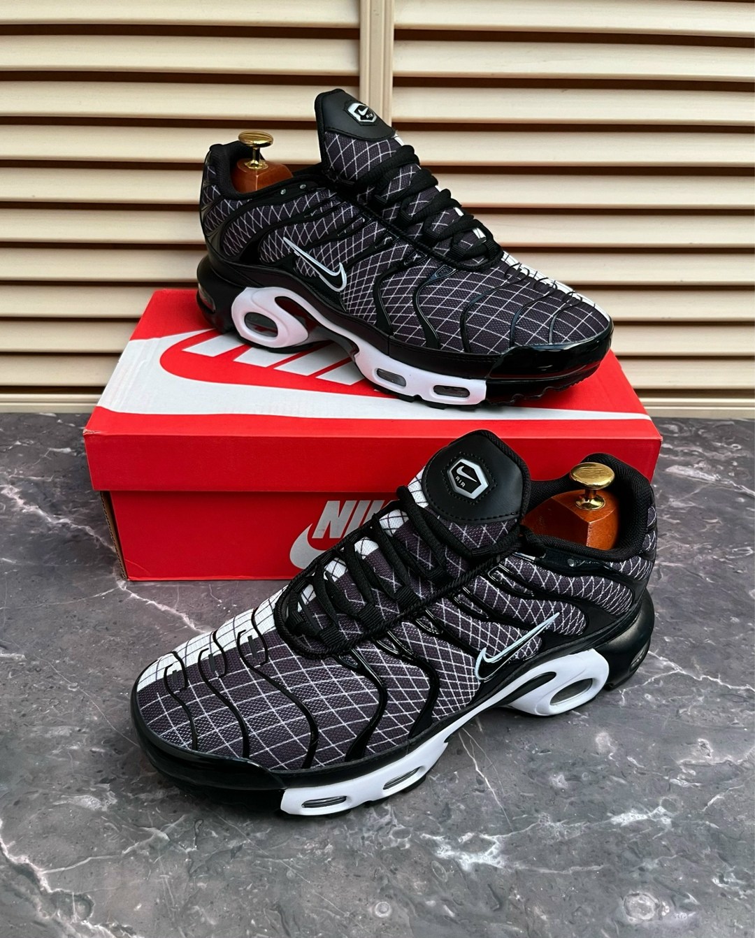 кроссовки nike air max plus tn,кроссовки nike air max tn plus мужские,кроссовки мужские nike air max tn,nike air max plus tn,кроссовки nike air max plus