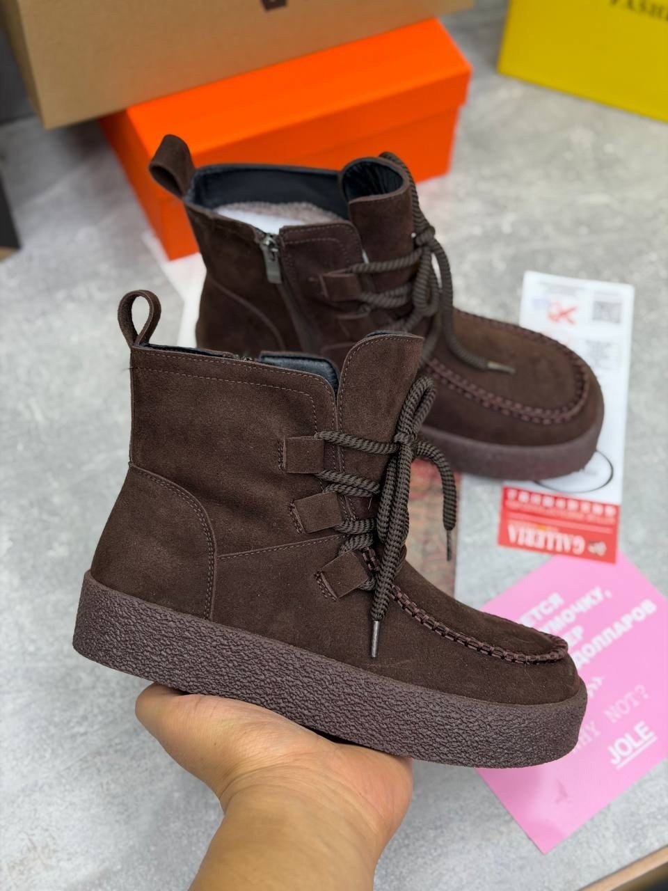 ,замшевые ботинки,ботинки модные, женская,повседневная