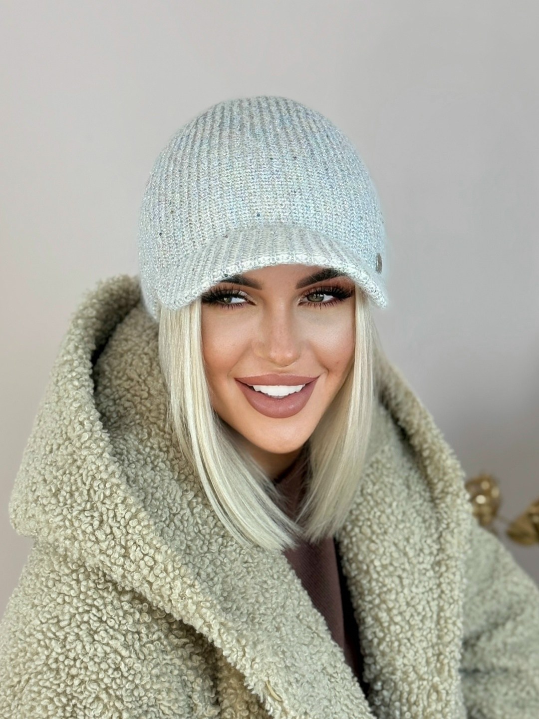 женские кепки,вязаная кепка,теплая кепка,кепка,вязаные кепи